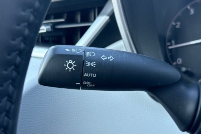 2025 Toyota Corolla Hatchback SE