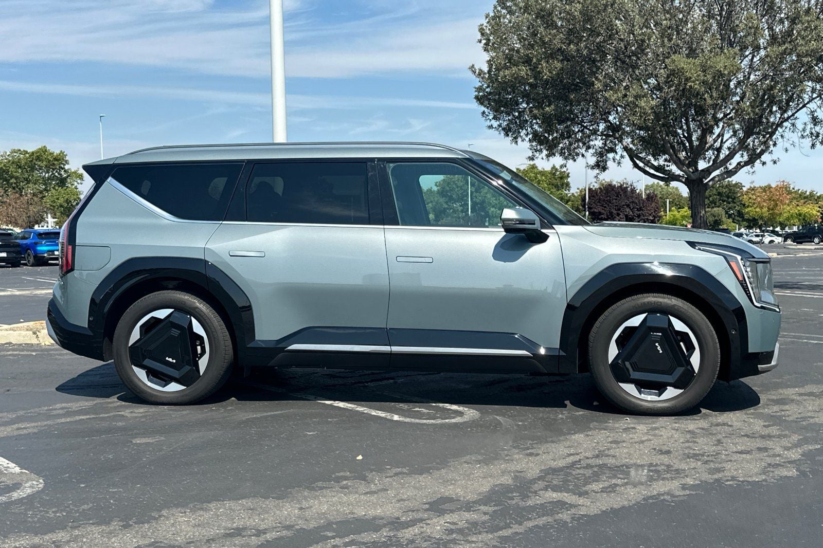 2024 Kia EV9 Land