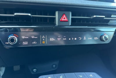 2023 Kia EV6 Wind