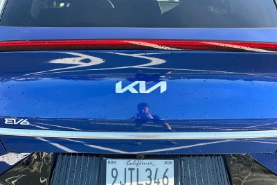 2023 Kia EV6 Wind