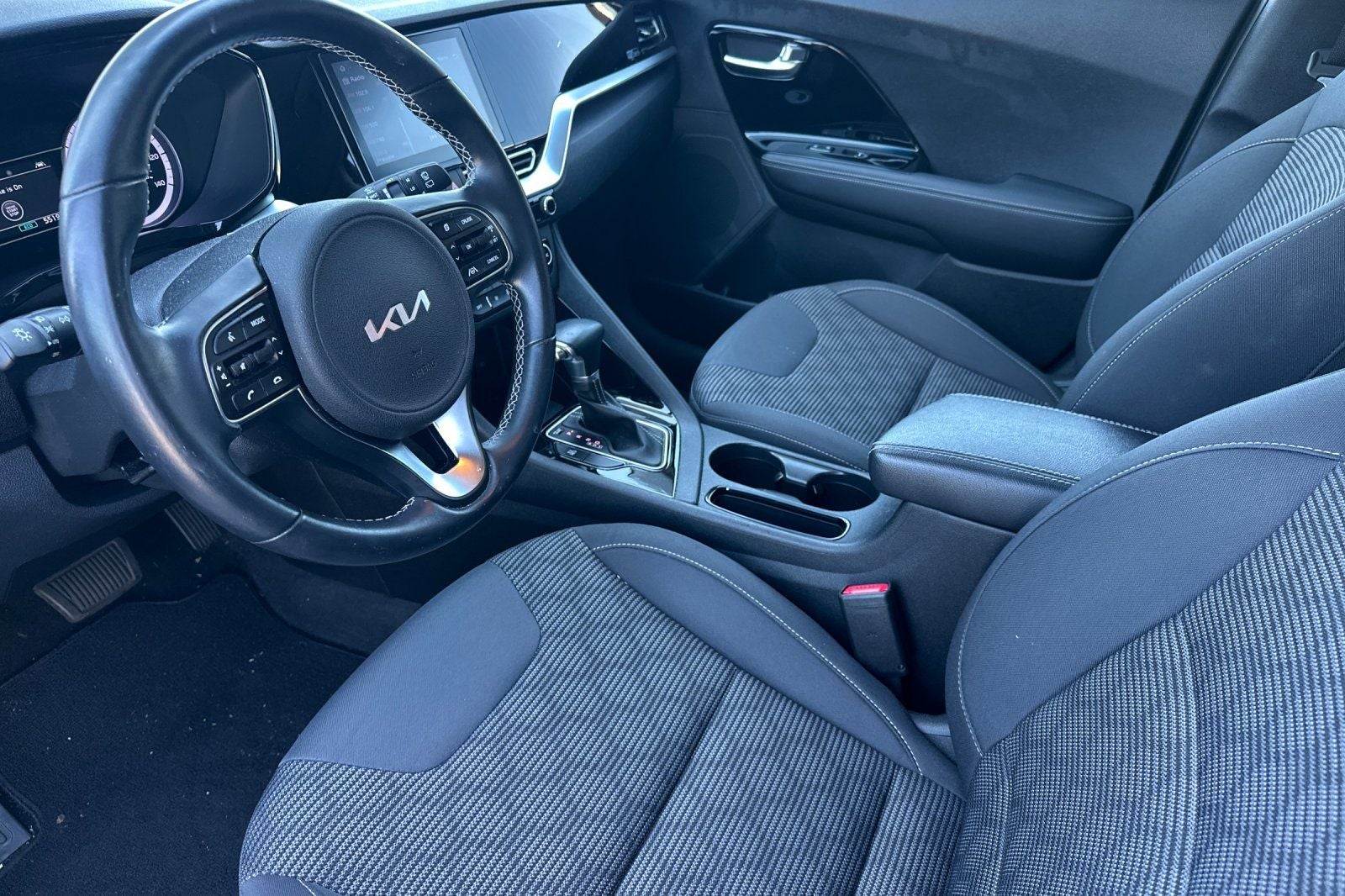 2022 Kia Niro Plug-In Hybrid LXS