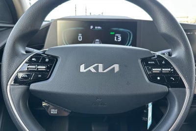 2024 Kia Niro LX