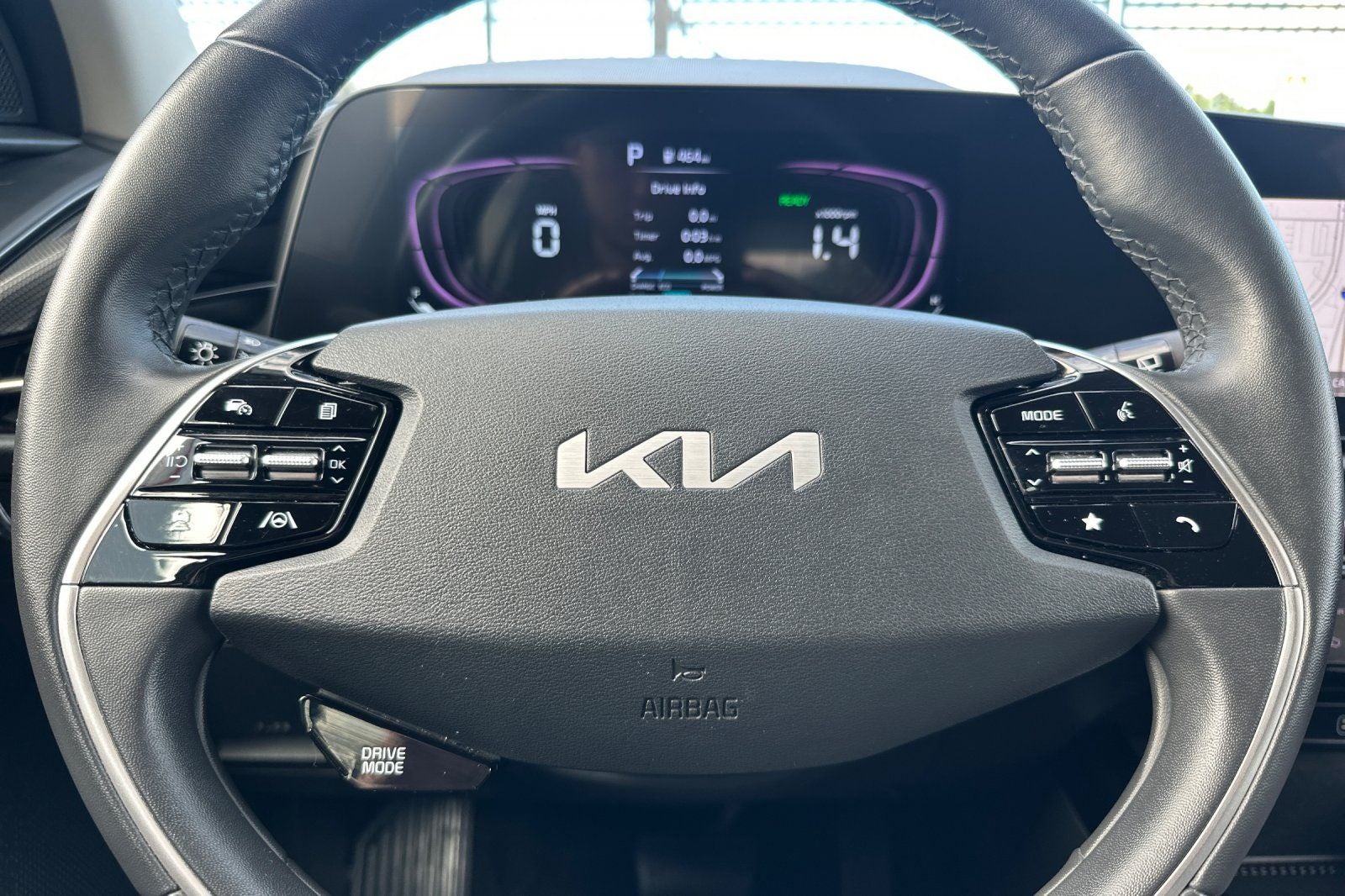 2023 Kia Niro EX