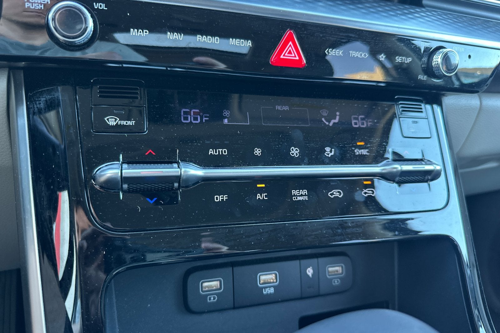 2024 Kia Carnival SX Prestige