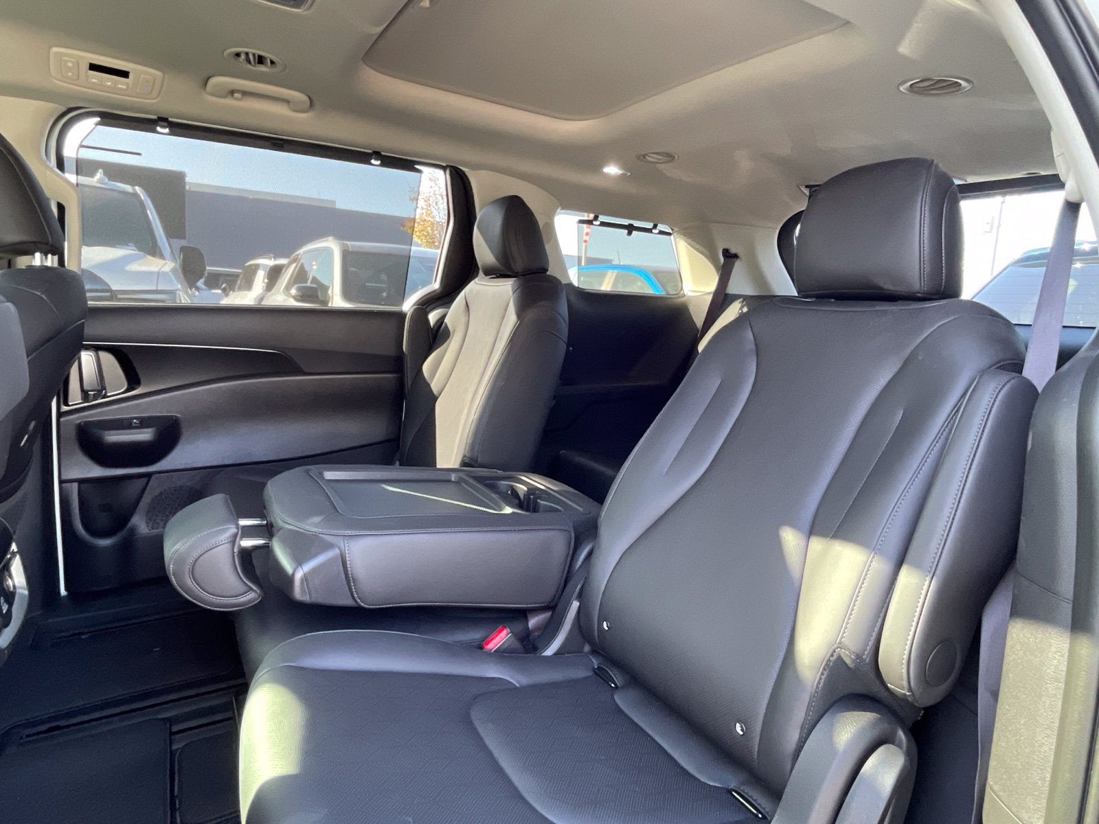 2026 Kia Carnival Hybrid SX
