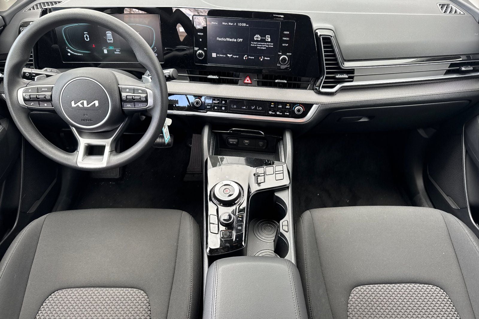 2025 Kia Sportage Hybrid LX