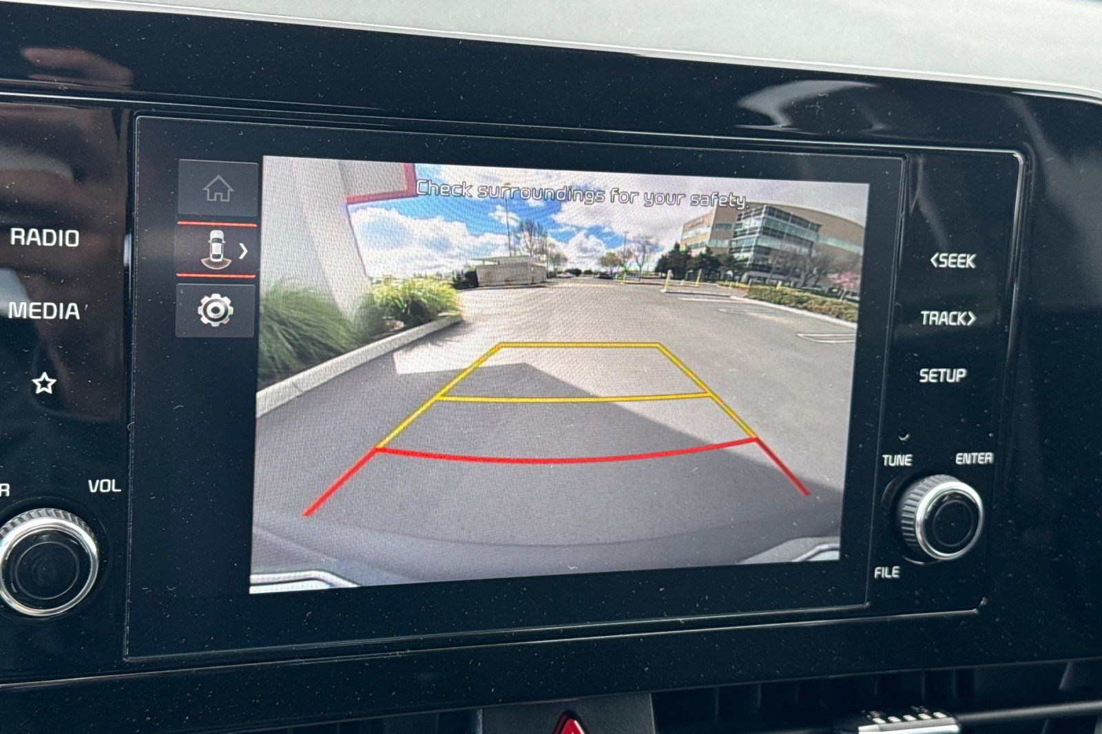 2025 Kia Sportage Hybrid LX