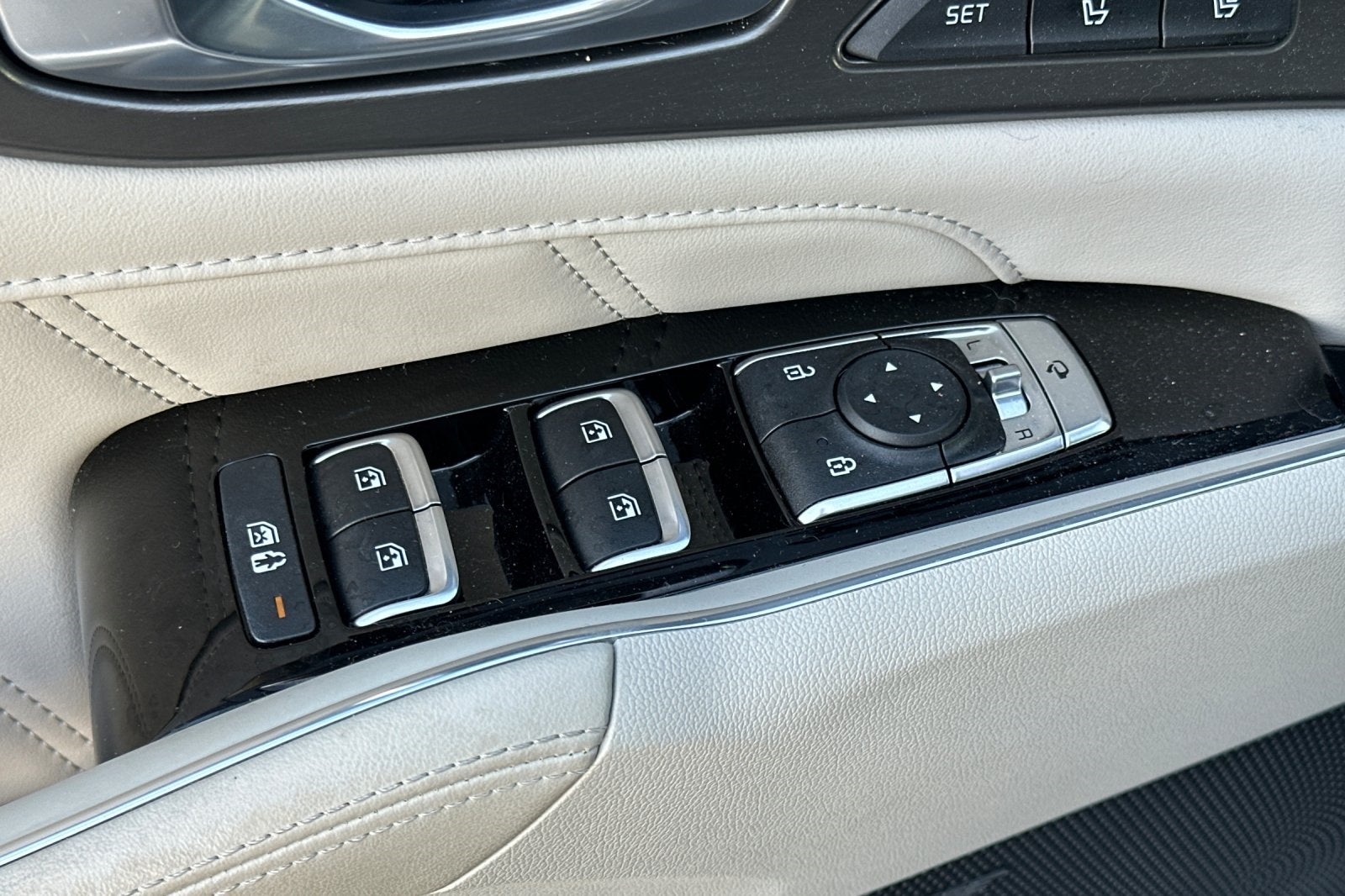 2023 Kia Sorento Plug-In Hybrid SX Prestige