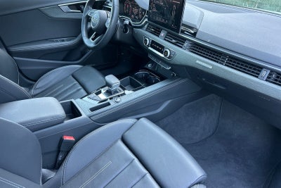 2022 Audi A4 45 S line Premium Plus quattro