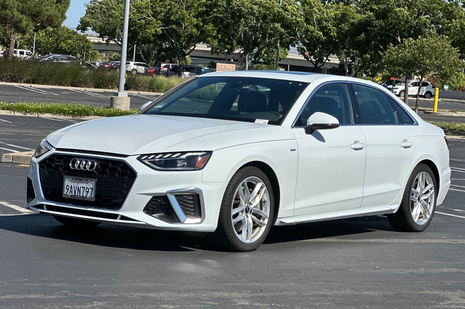 2022 Audi A4 45 S line Premium Plus quattro