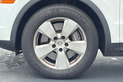 2023 Porsche Cayenne Base