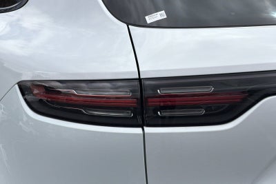 2023 Porsche Cayenne Base