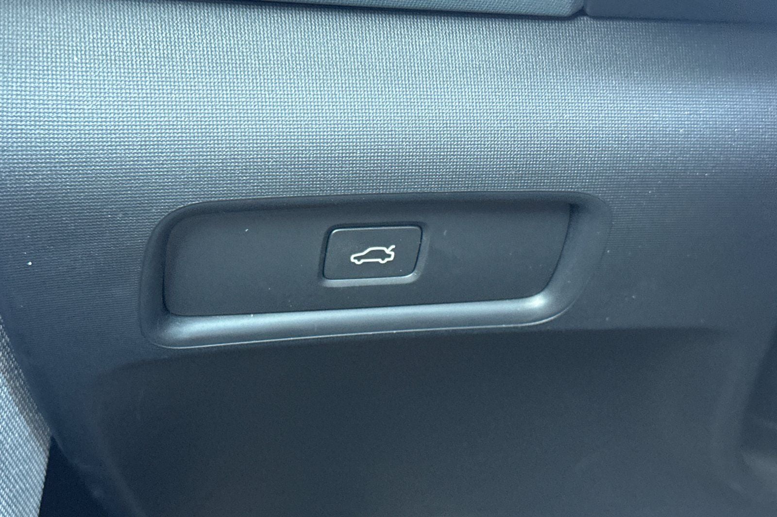 2023 Polestar 2 Long Range Dual Motor Performance Plus