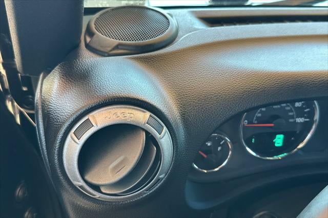 2016 Jeep Wrangler Sport