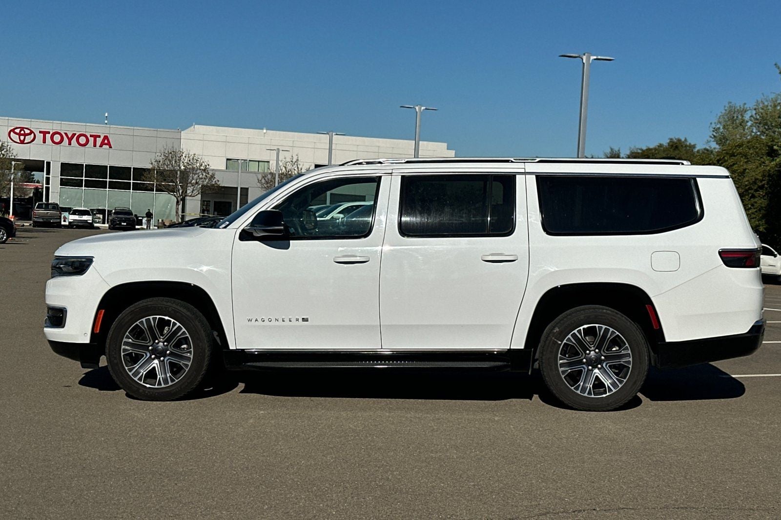 2024 Jeep Wagoneer L Series II