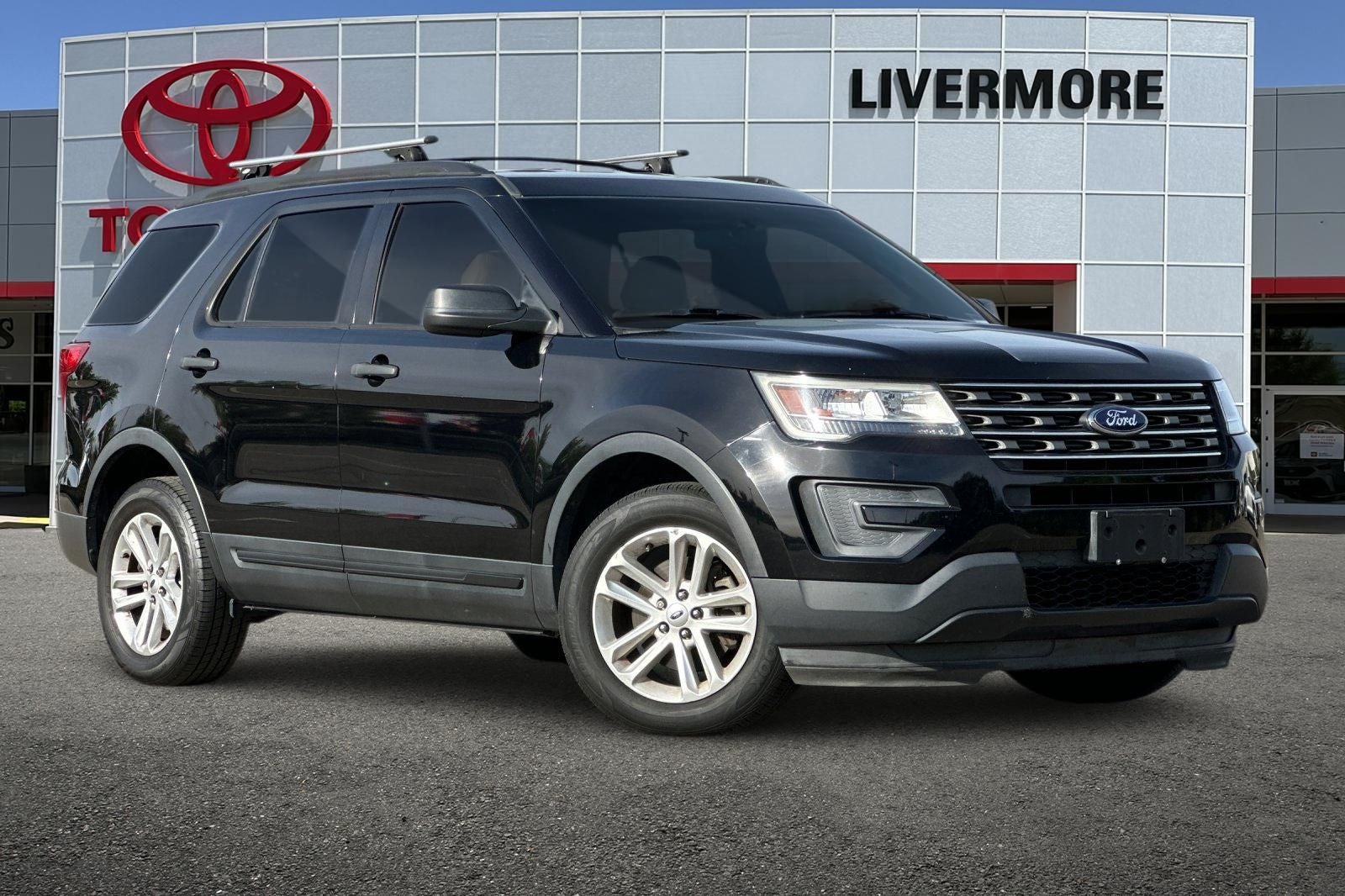 2017 Ford Explorer Base