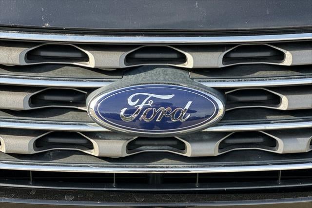 2017 Ford Explorer Base