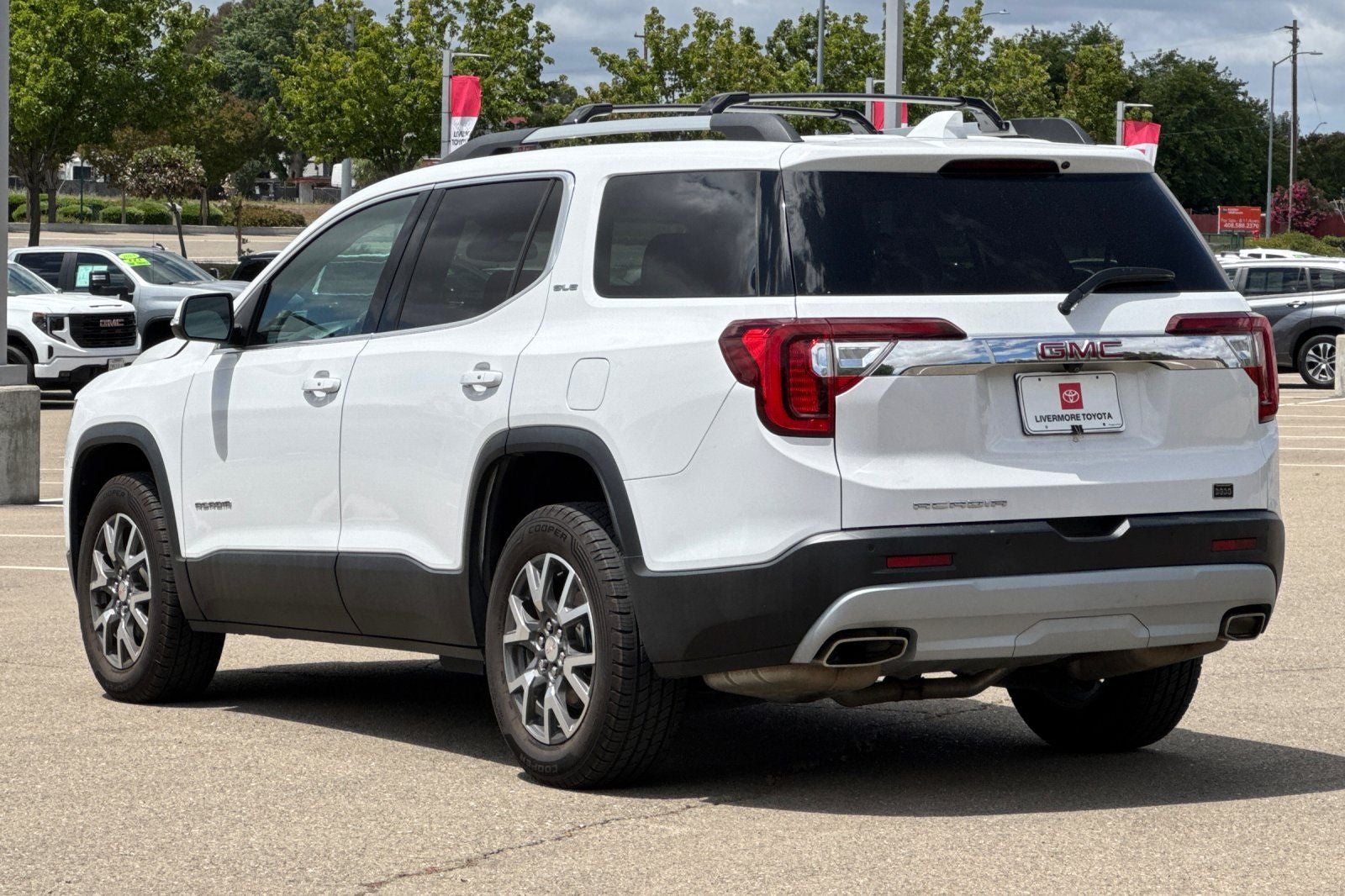 2020 GMC Acadia SLE