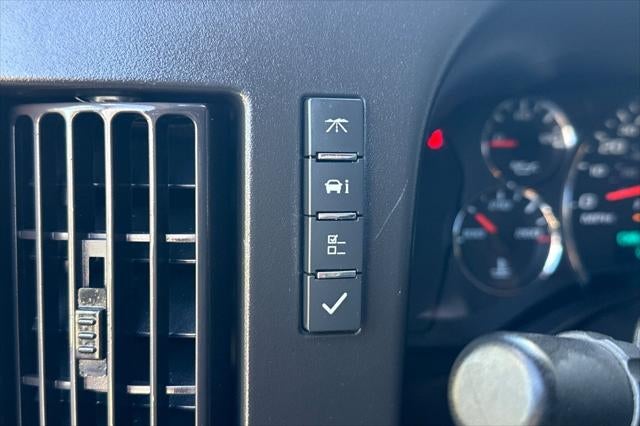 2023 GMC Savana 2500 Work Van