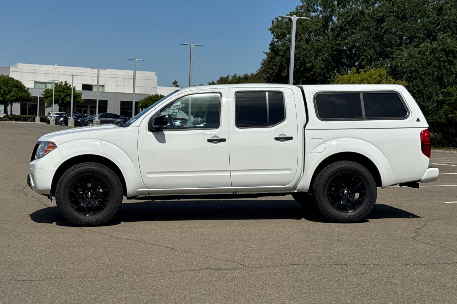 2020 Nissan Frontier SV