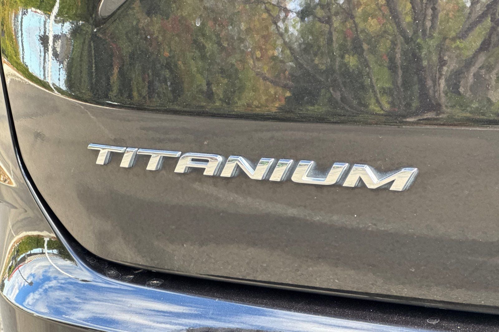 2022 Ford Edge Titanium