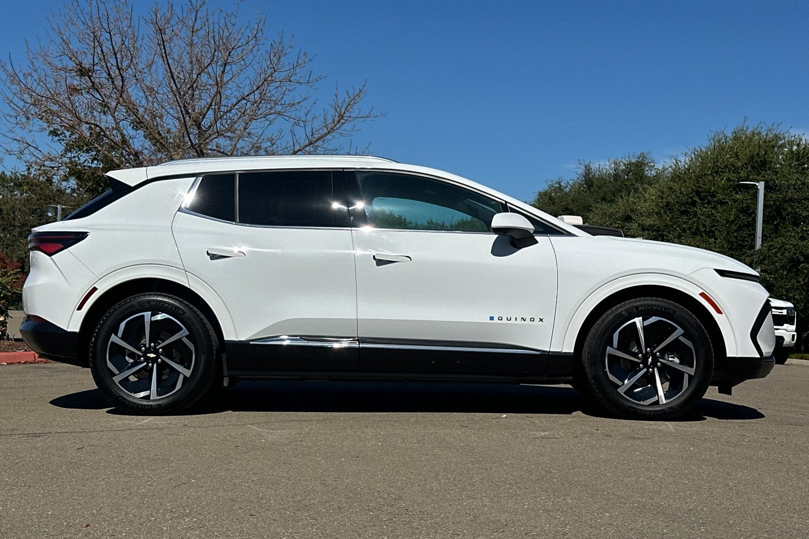 2024 Chevrolet Equinox EV LT
