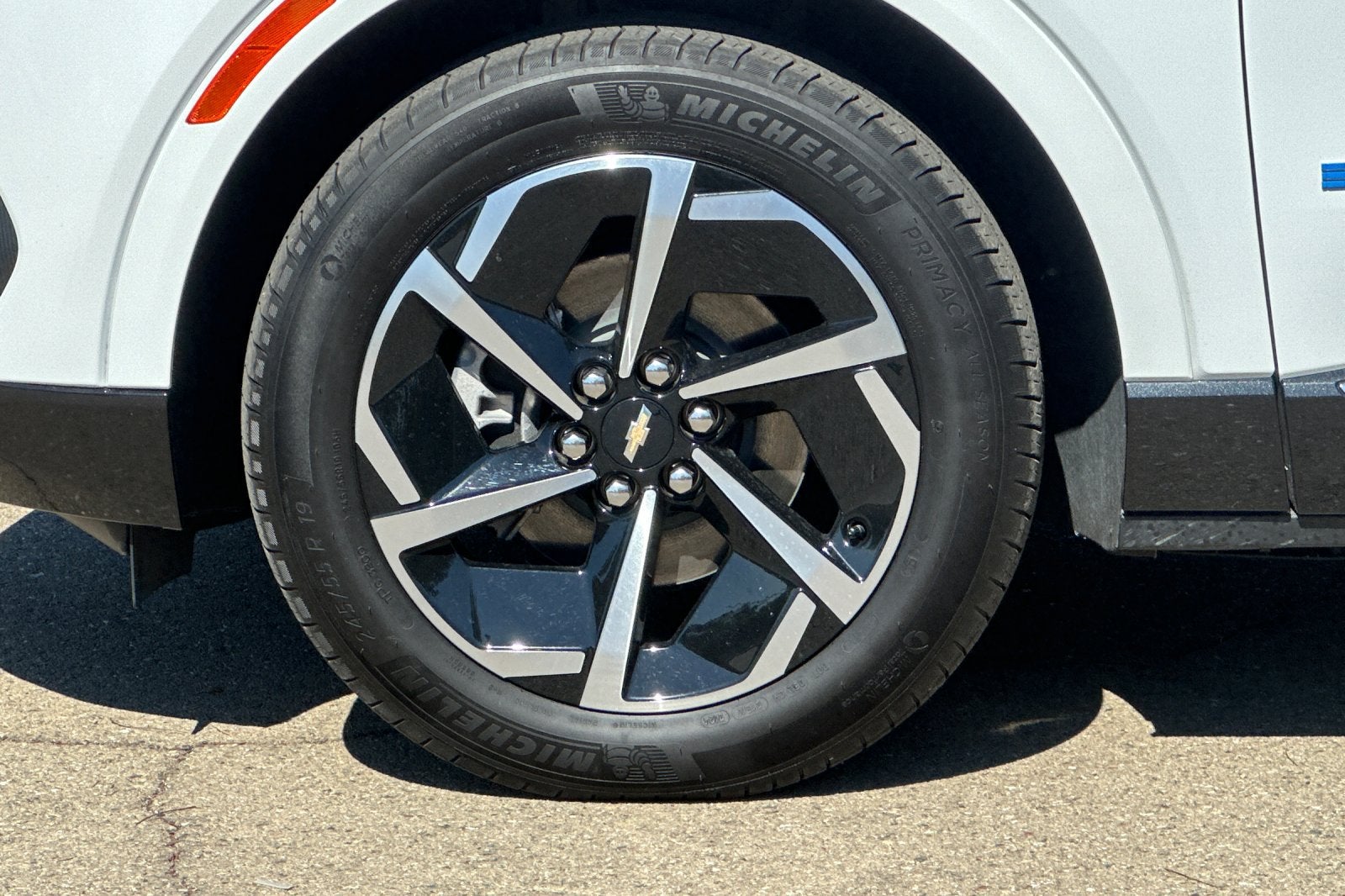 2024 Chevrolet Equinox EV LT