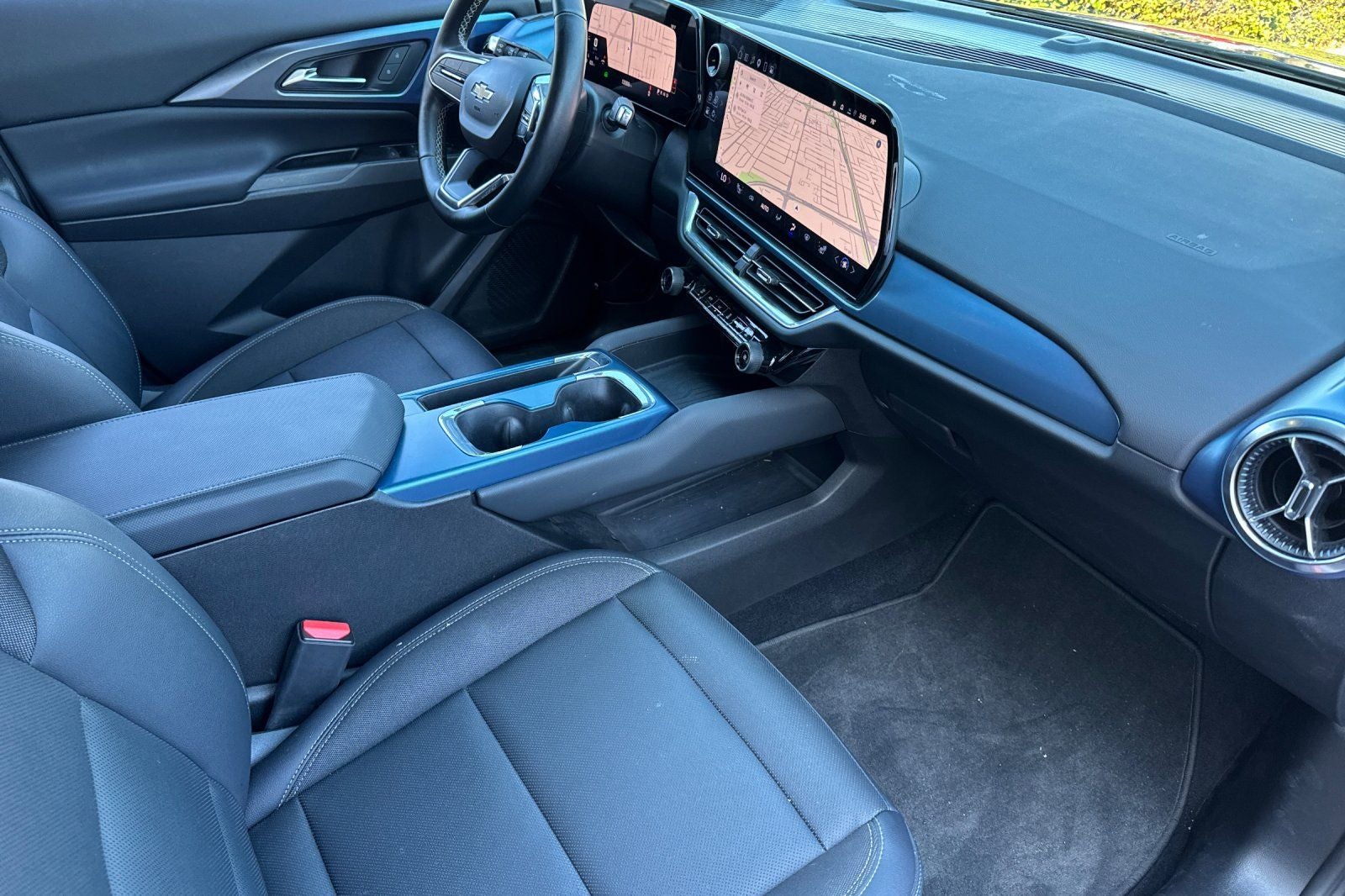 2024 Chevrolet Equinox EV LT