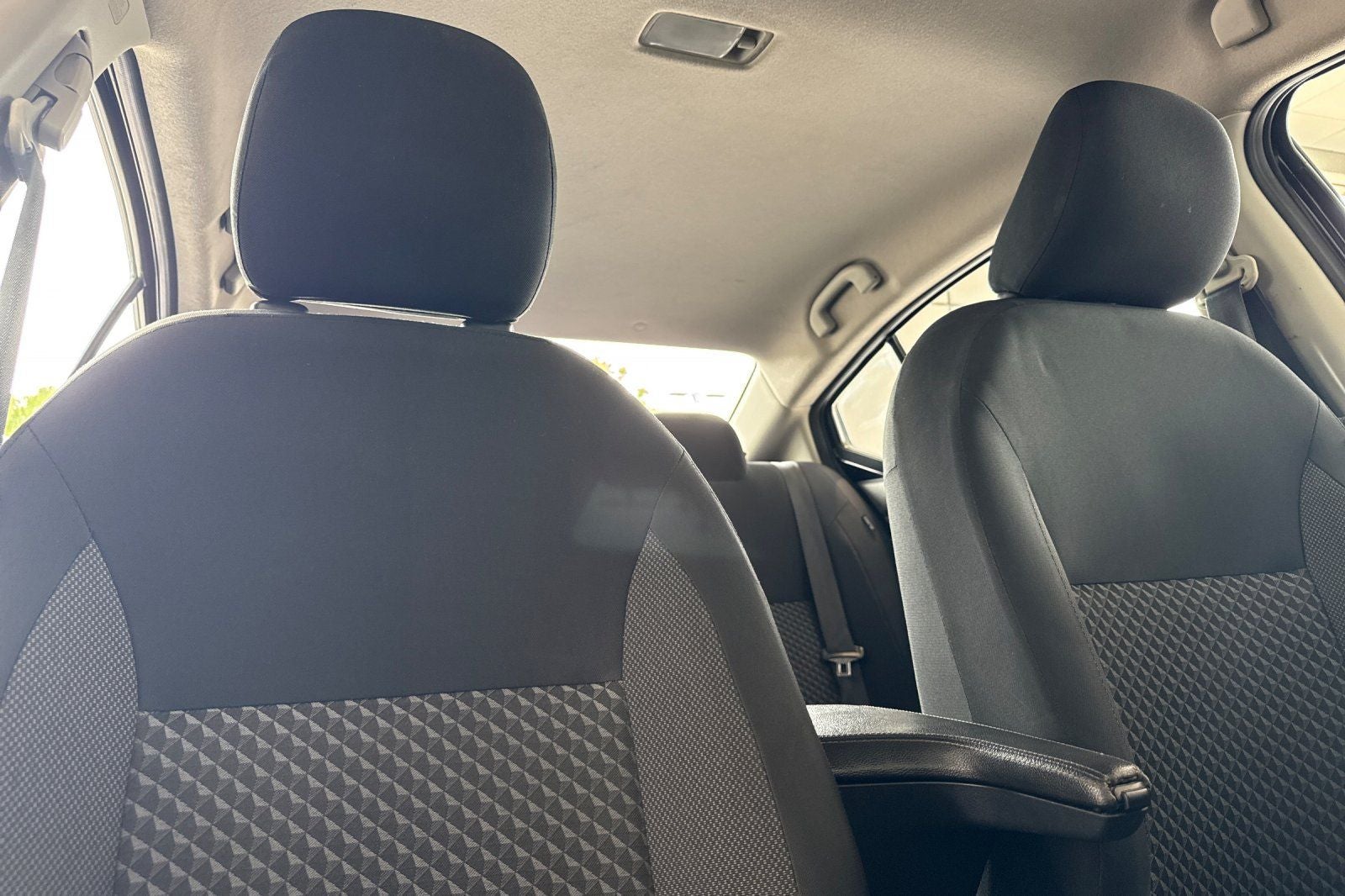 2020 Nissan Versa 1.6 S
