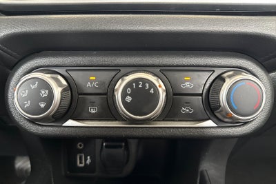 2020 Nissan Versa 1.6 S