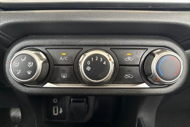 2020 Nissan Versa 1.6 S