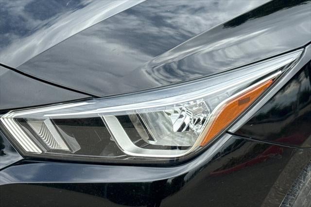 2020 Nissan Versa 1.6 S