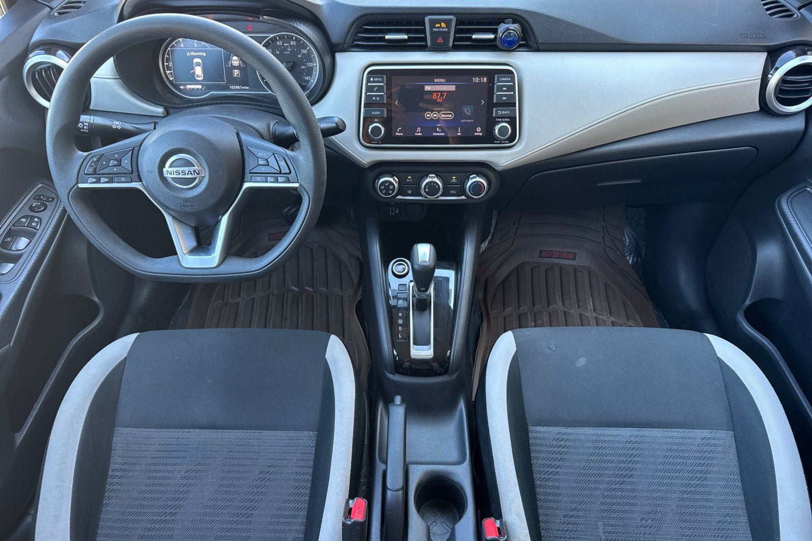 2021 Nissan Versa 1.6 SV