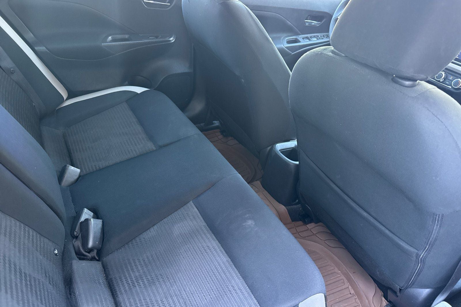 2021 Nissan Versa 1.6 SV