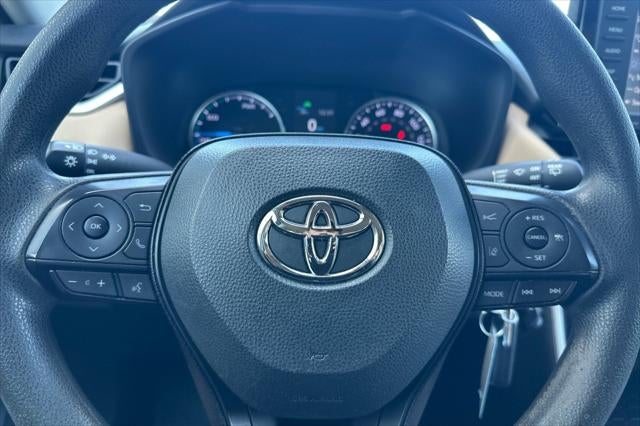 2022 Toyota RAV4 Hybrid LE