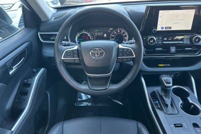 2026 Toyota Highlander Hybrid XLE