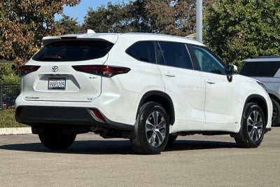 2026 Toyota Highlander Hybrid XLE