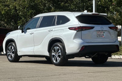2026 Toyota Highlander Hybrid XLE