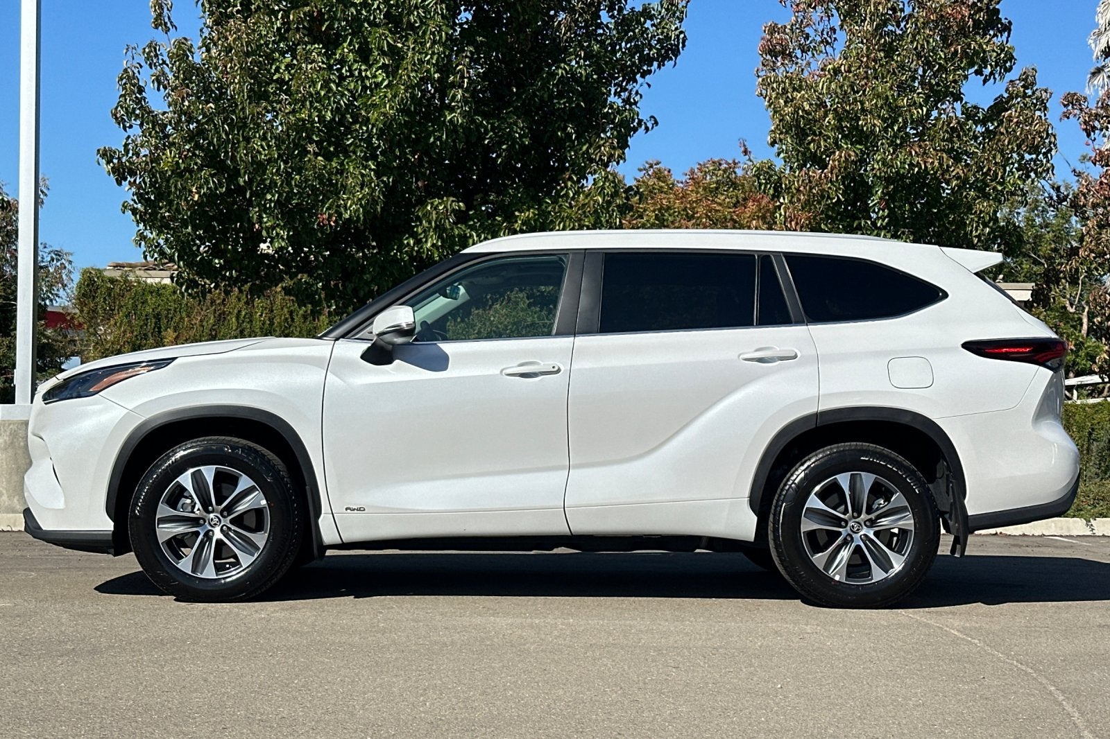 2026 Toyota Highlander Hybrid XLE