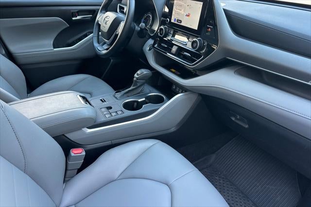 2026 Toyota Highlander Hybrid XLE