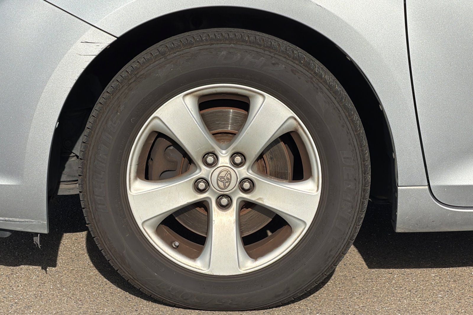 2014 Toyota Sienna LE 8 Passenger
