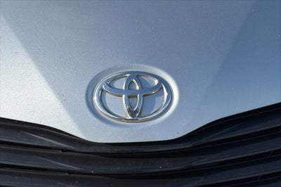 2014 Toyota Sienna LE 8 Passenger