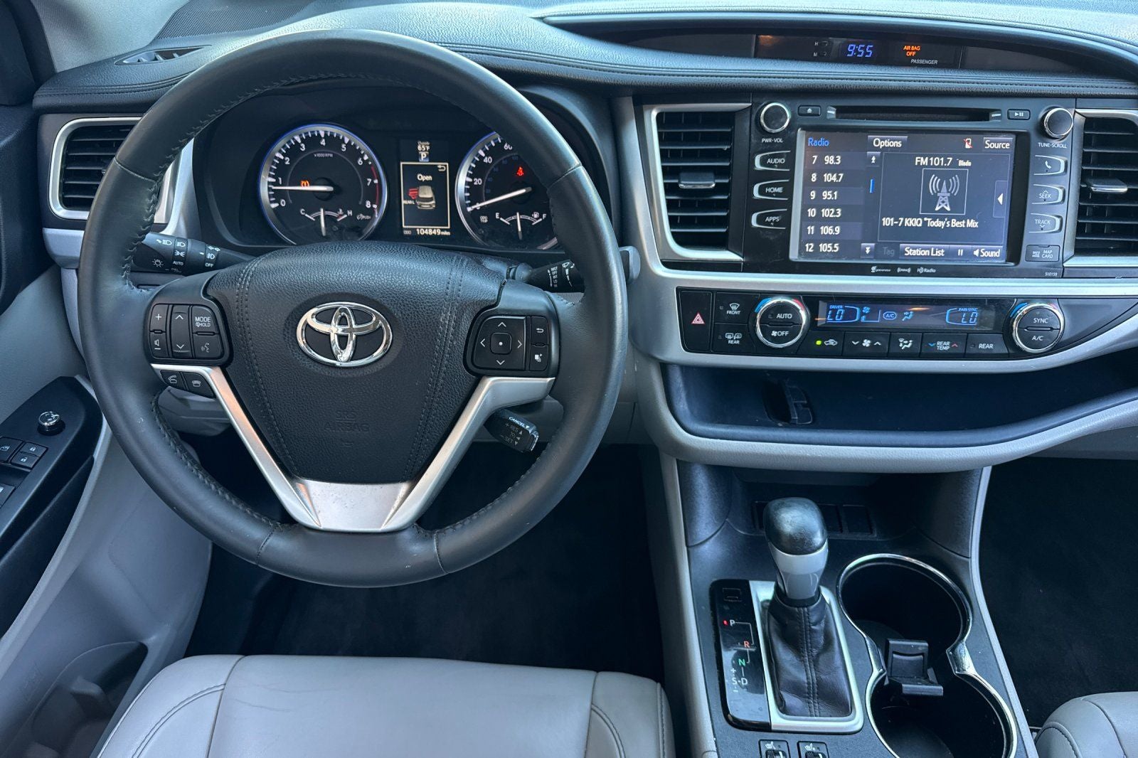 2016 Toyota Highlander XLE V6