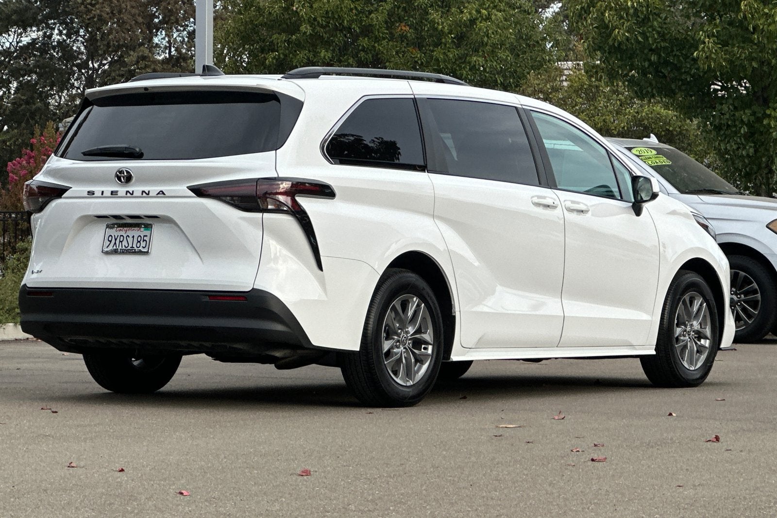 2026 Toyota Sienna LE 8 Passenger