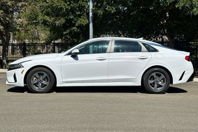 2022 Kia K5 LXS