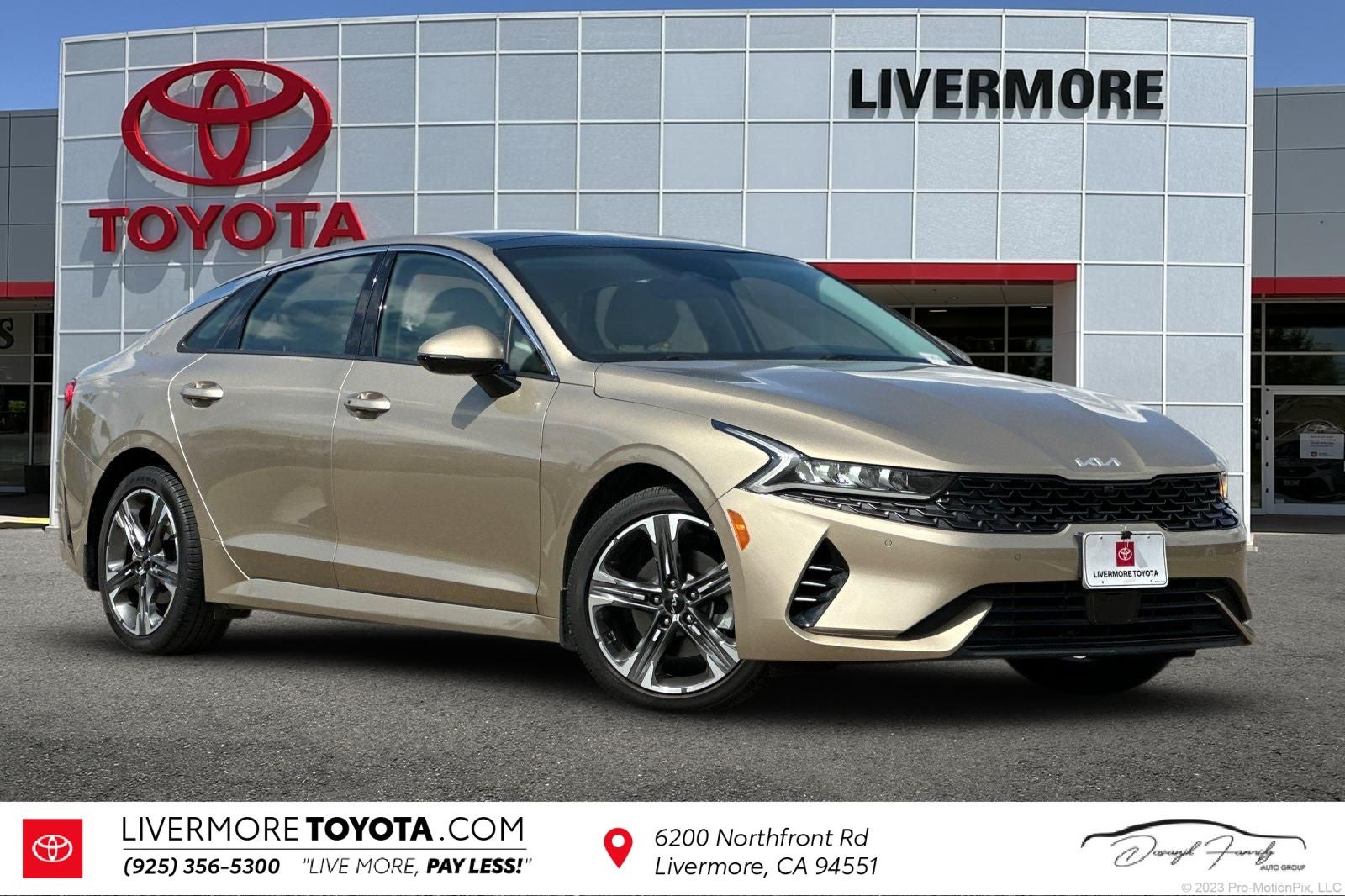 2022 Kia K5 EX