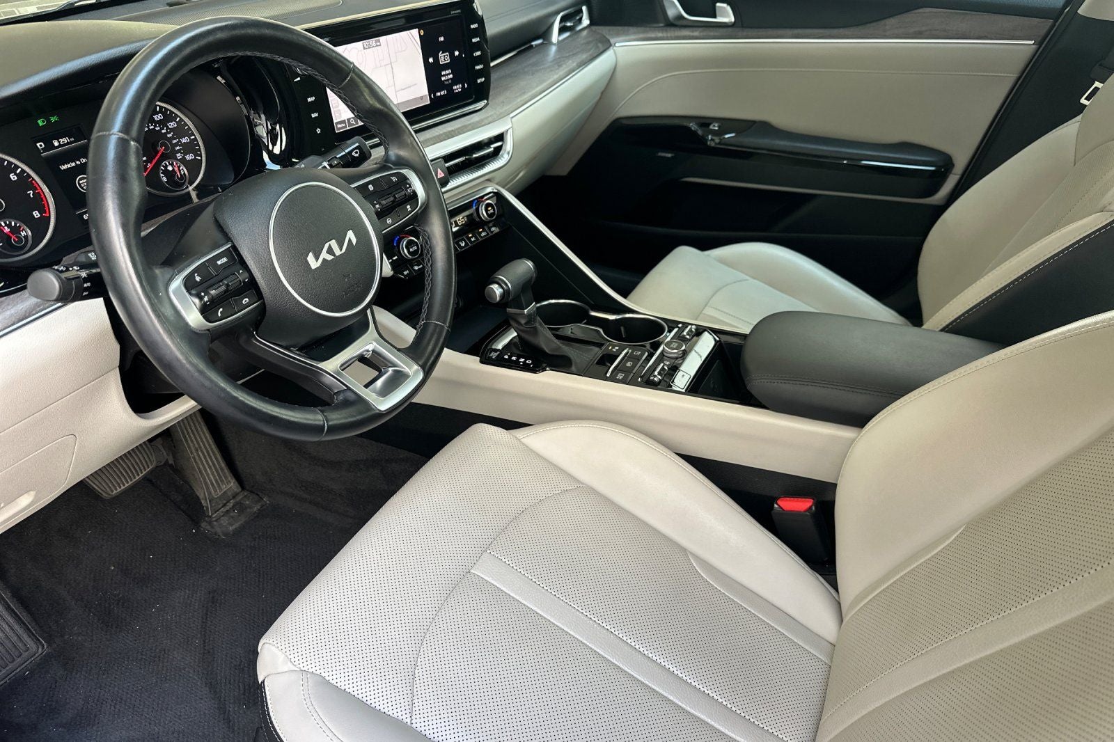 2022 Kia K5 EX