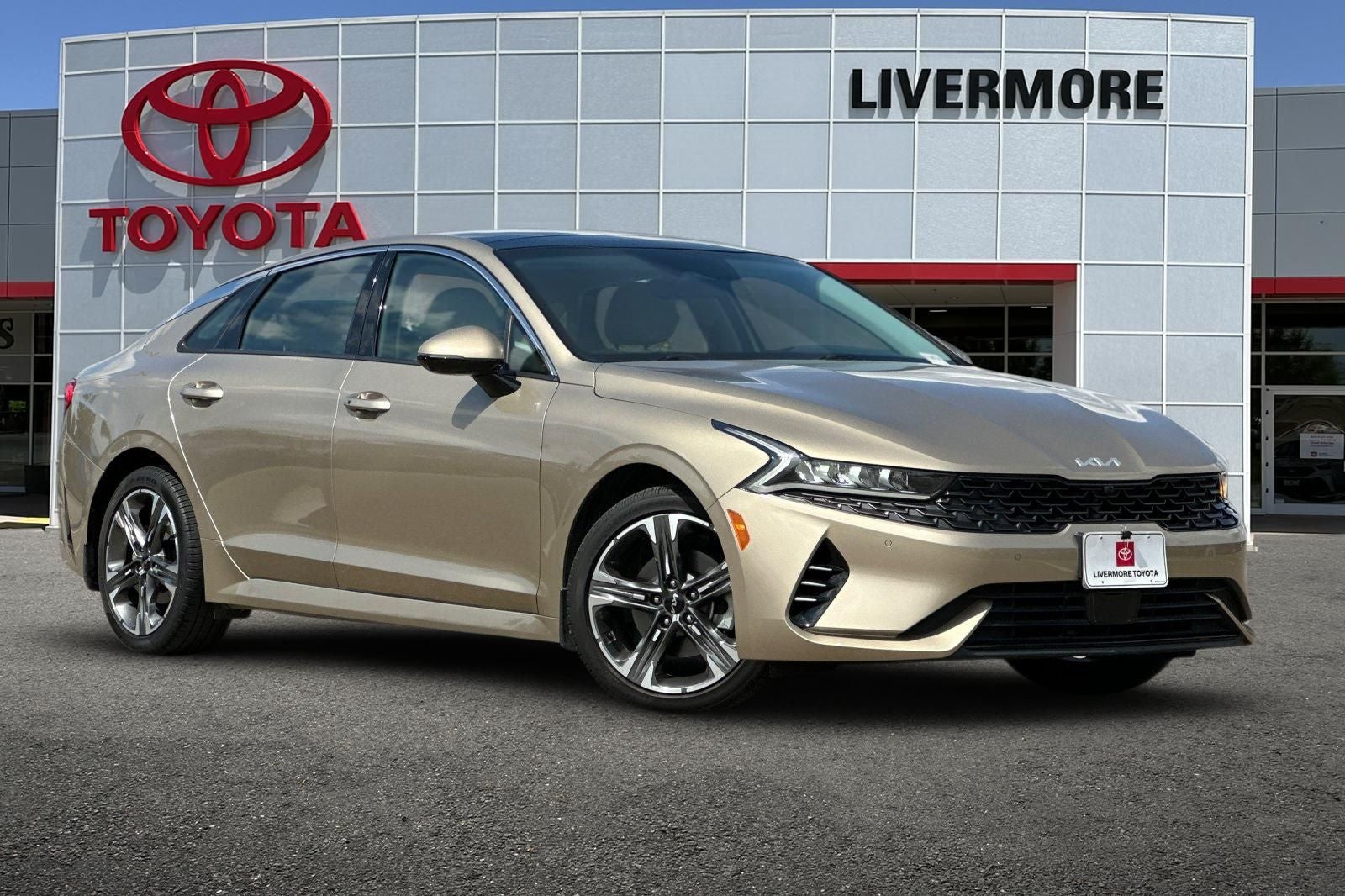 2022 Kia K5 EX