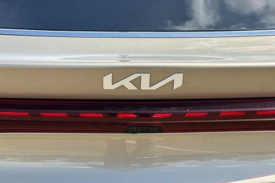 2022 Kia K5 EX