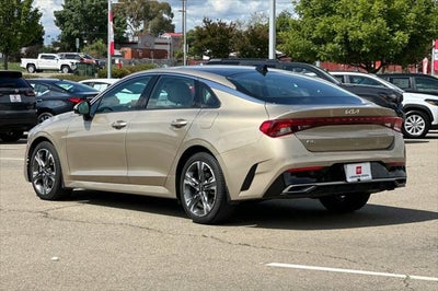 2022 Kia K5 EX